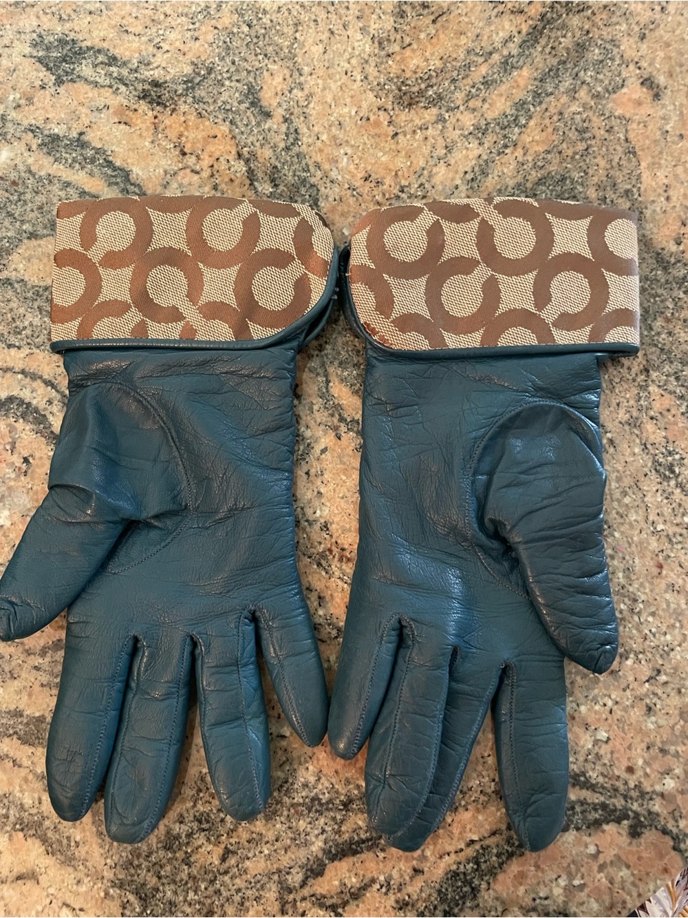 Coach Teal Cashmere Lined Leather Gloves, size 6.5 - Picture 4 of 7
